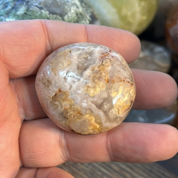 🎄SALE🎄Flower Agate Crystal Palms! - Picture 8 of 10